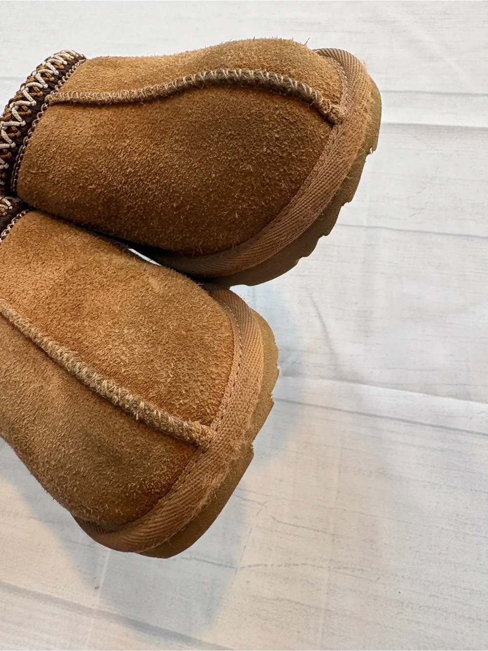 UGG Kids Chestnut Suede Slip-On Shearling Slippers